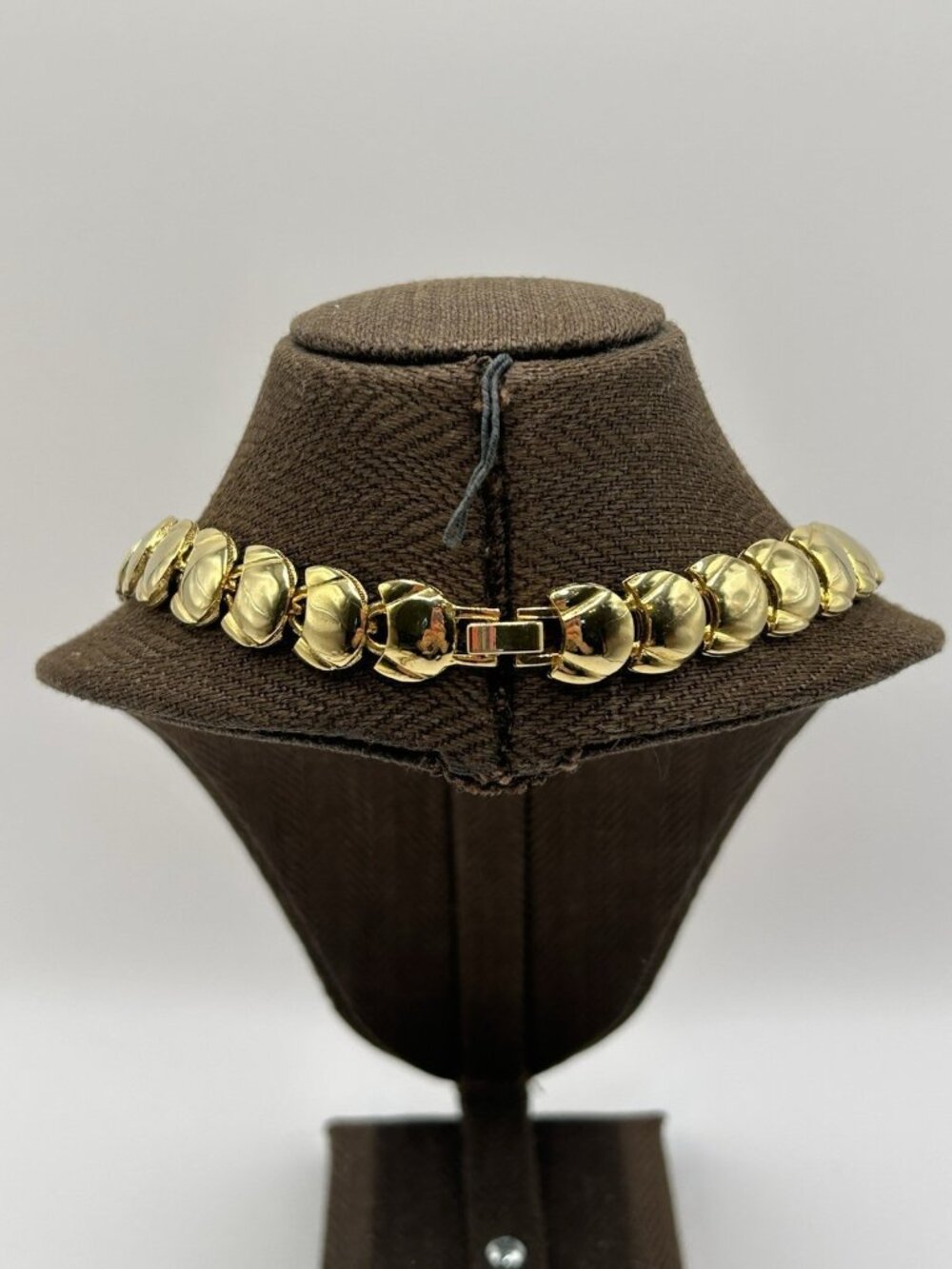 Vintage Necklace Gold Tone Chunky Crescent Link 18” Statement Jewelry Retro MCM - Picture 5 of 13